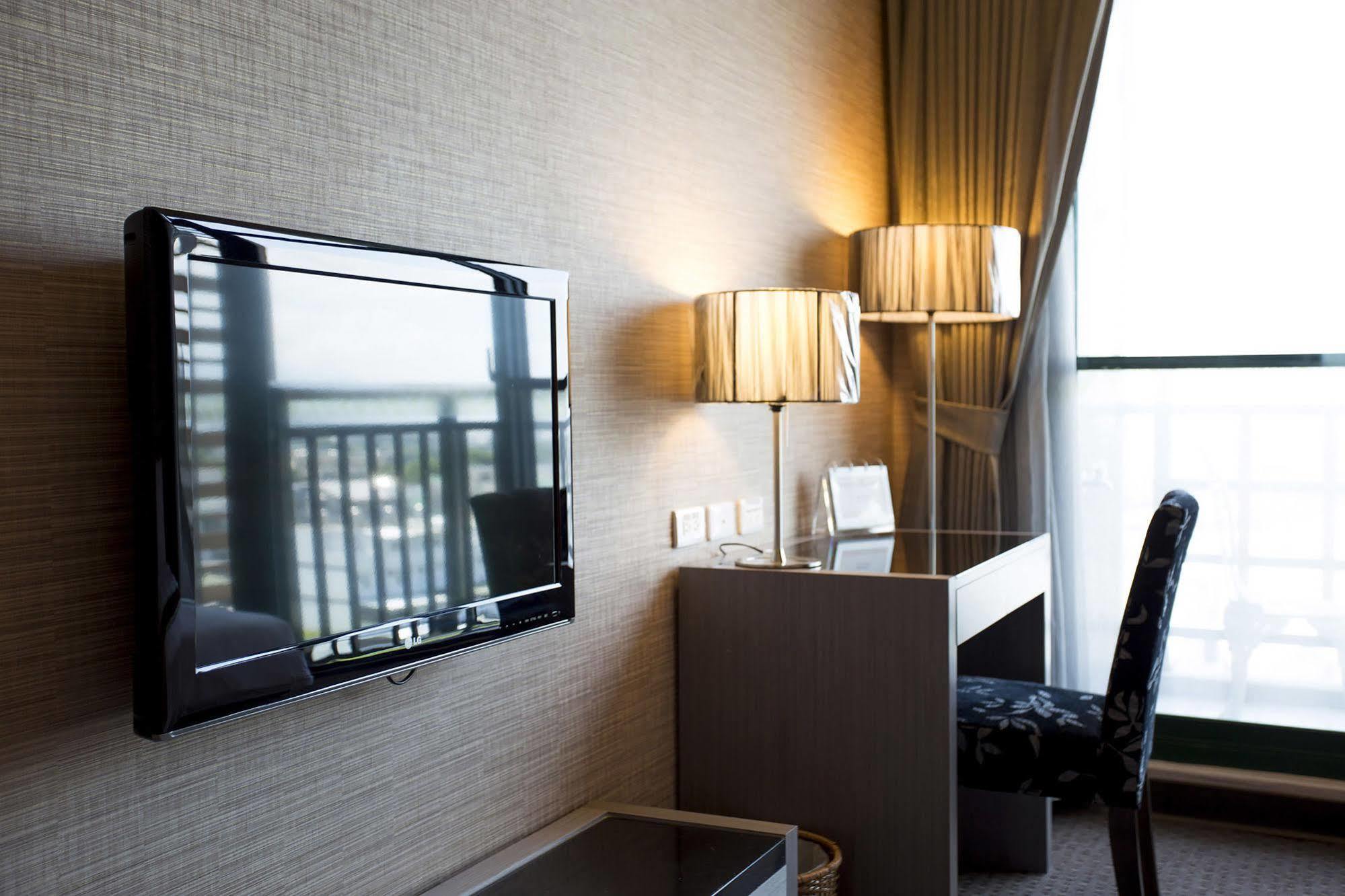 Naruwan Galaxy Hotel Taitung Экстерьер фото